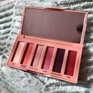 Urban Decay-Naked Mini Eyeshadow Palette|X Smiley|Chill Happy(Limited Edition)